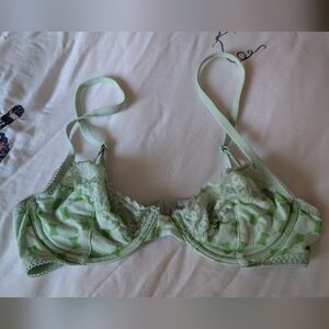 Savage X Fenty NWOT Mint Lace Bra
